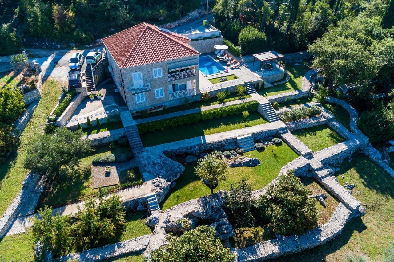 Villa Oasis Cypress Чилипи Екстер'єр фото